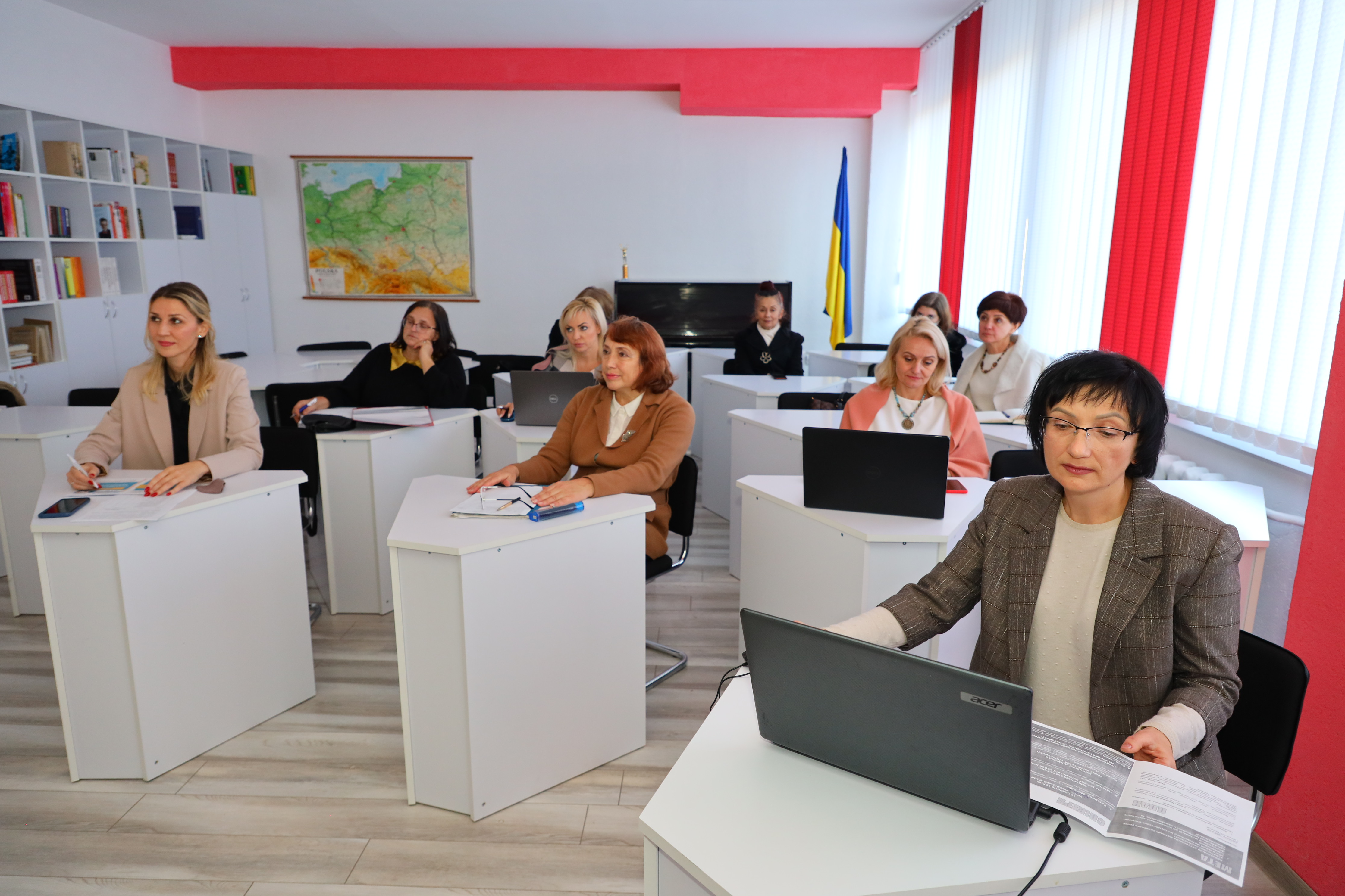Леся Гапон схарактеризувала  стратегії формування ціннісних орієнтирів на уроках української словесності
